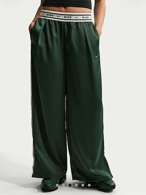 Nike Sportswear Women's Loose Mid-Rise Satin Pants